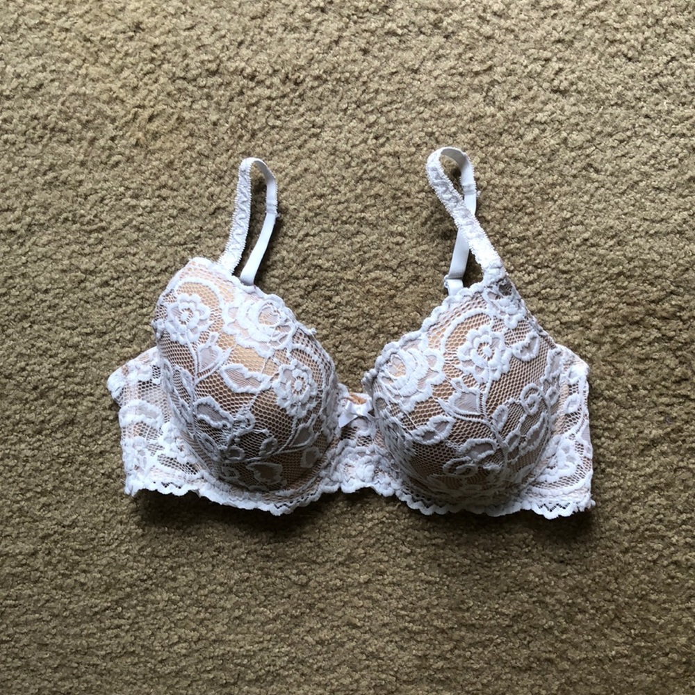 •Bra